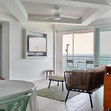 شقة Amazing Oceanfront 2br