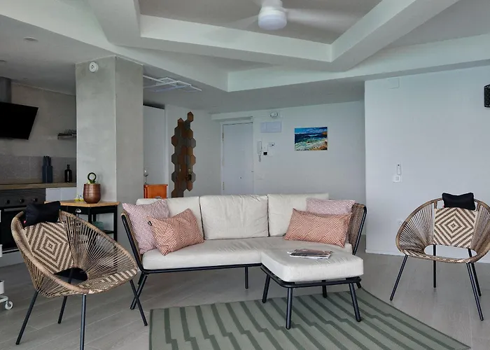 Amazing Oceanfront 2br * Oropesa del Mar