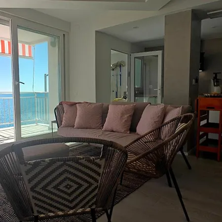 Amazing Oceanfront 2br Appartement Oropesa del Mar